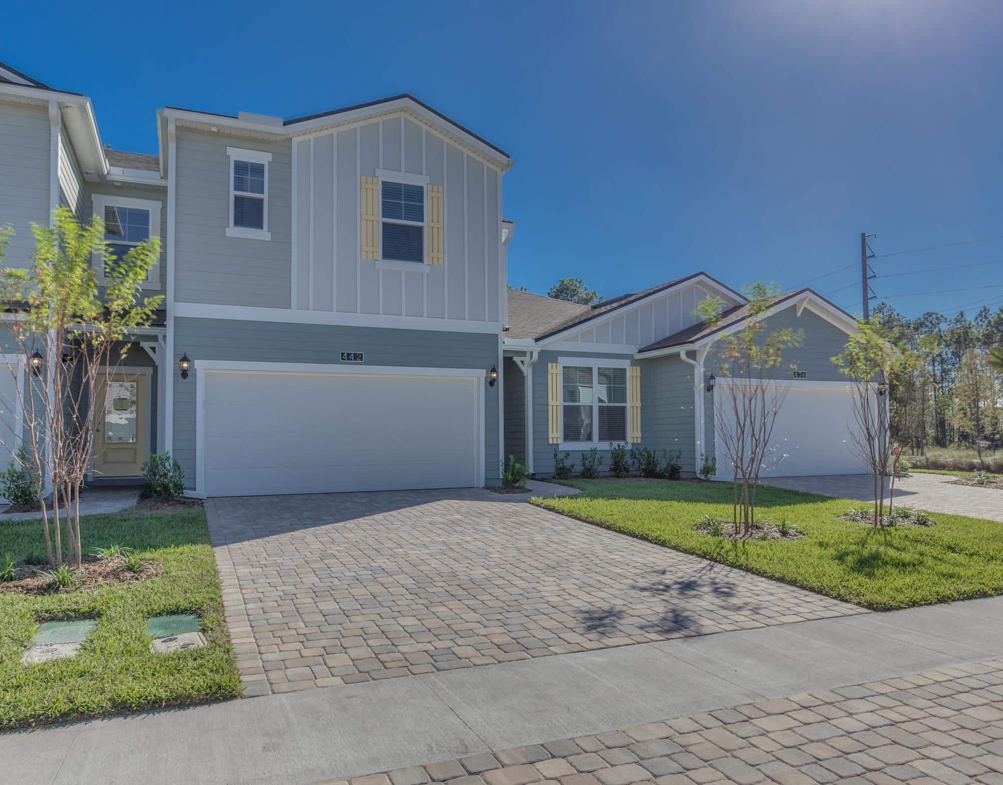 Beacon Lake Harborside Townhomes